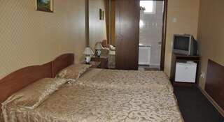 Гостиница Тихое Озеро Аксай Стандартный двухместный номер с 2 отдельными кроватями-2